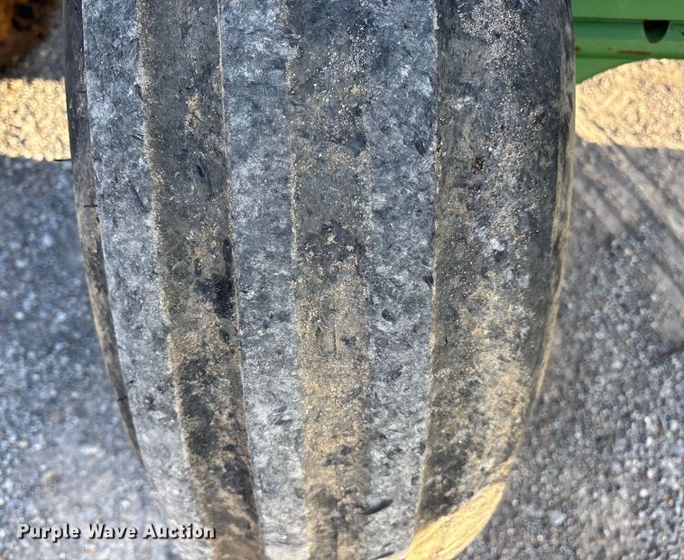 image for item DY0753 2009 John Deere 6100D  tractor