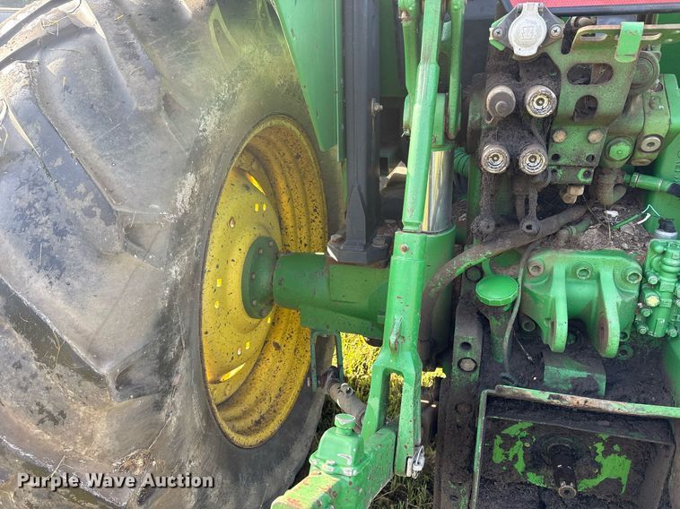 image for item DY0756 2007 John Deere 6415 tractor