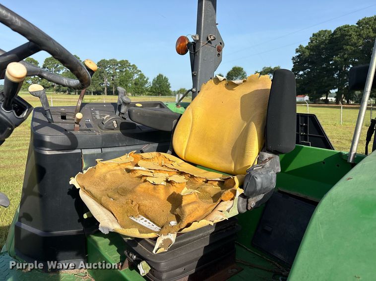 image for item DY0756 2007 John Deere 6415 tractor