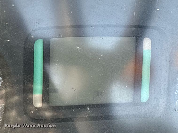 image for item DY0756 2007 John Deere 6415 tractor