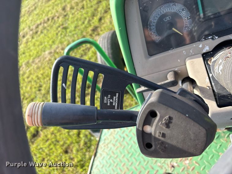 image for item DY0756 2007 John Deere 6415 tractor