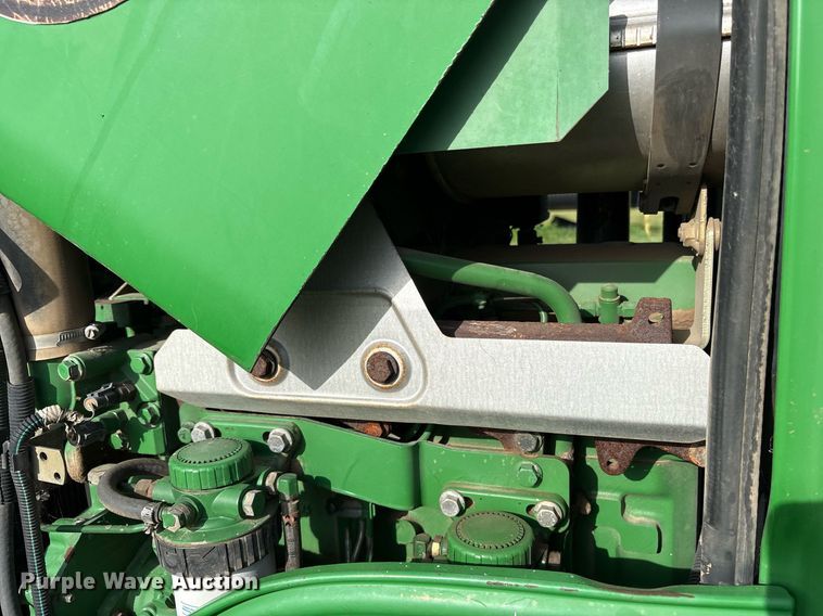 image for item DY0756 2007 John Deere 6415 tractor