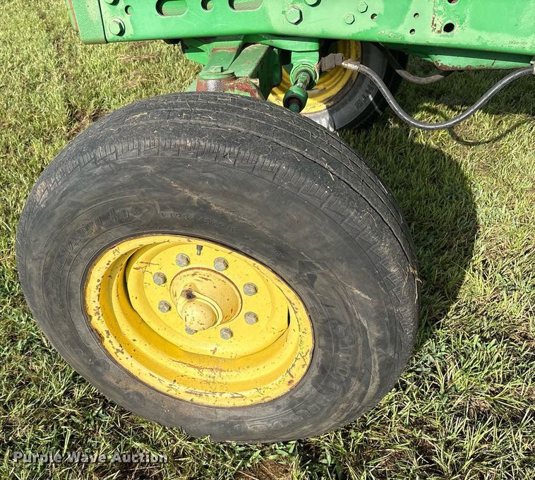 image for item DY0756 2007 John Deere 6415 tractor