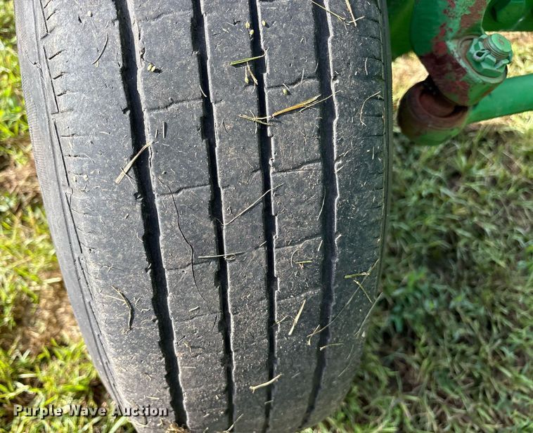 image for item DY0756 2007 John Deere 6415 tractor