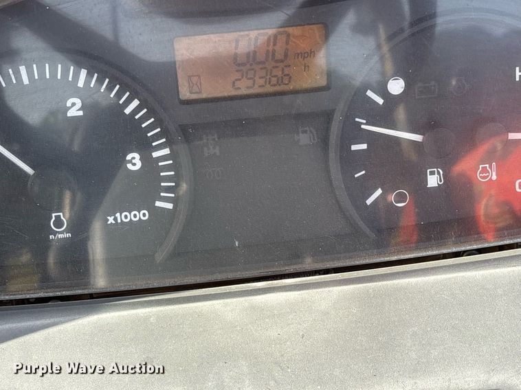 image for item DY0757 Kubota 6040F tractor