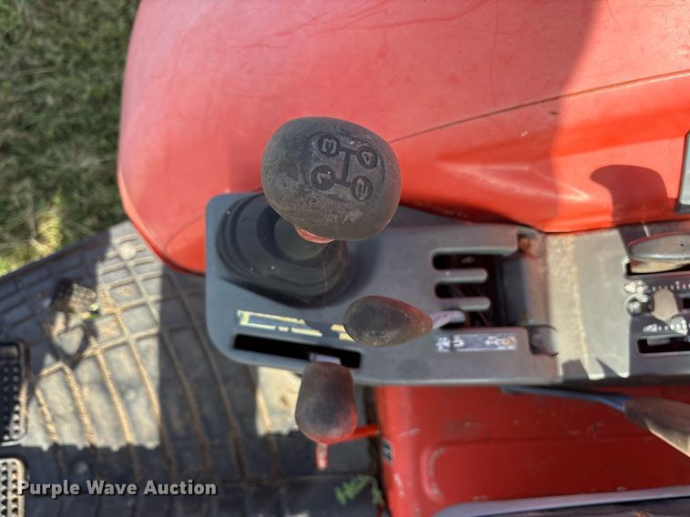 image for item DY0757 Kubota 6040F tractor