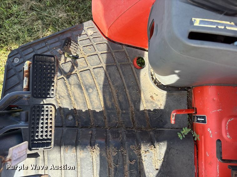 image for item DY0757 Kubota 6040F tractor