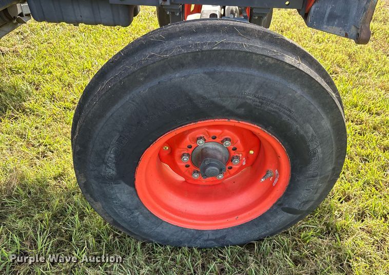 image for item DY0757 Kubota 6040F tractor