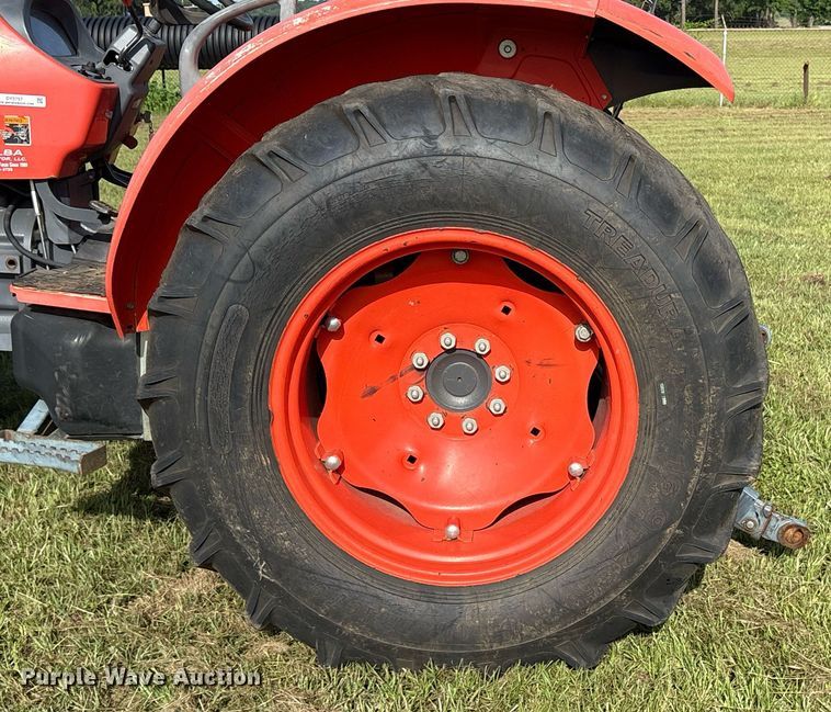 image for item DY0757 Kubota 6040F tractor