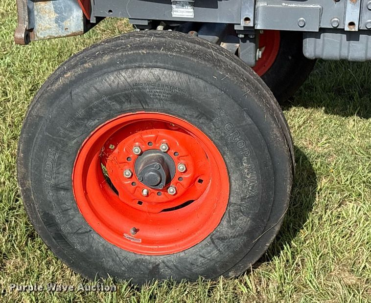 image for item DY0757 Kubota 6040F tractor