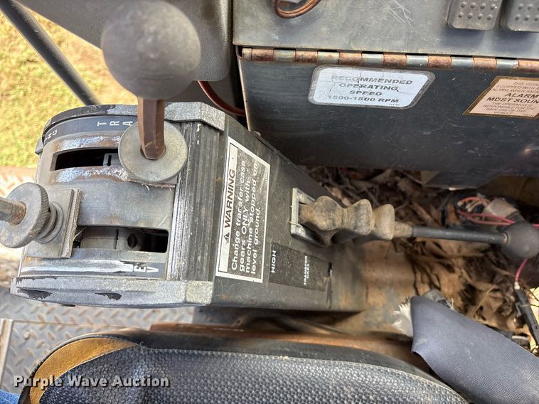 image for item DY0758 2001 Volvo C80A27 motor grader