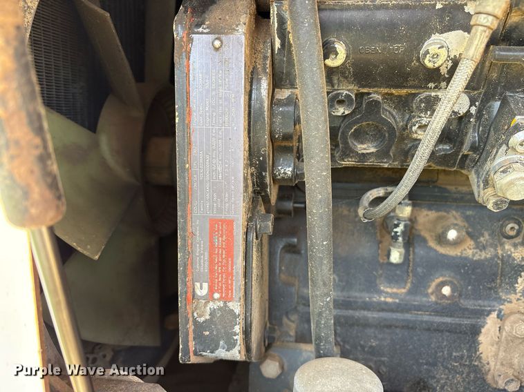 image for item DY0758 2001 Volvo C80A27 motor grader