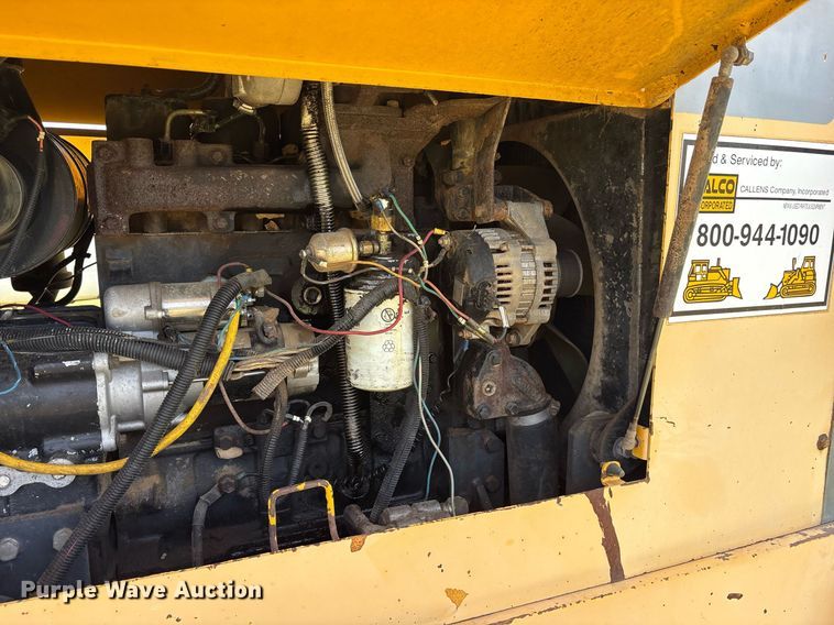 image for item DY0758 2001 Volvo C80A27 motor grader