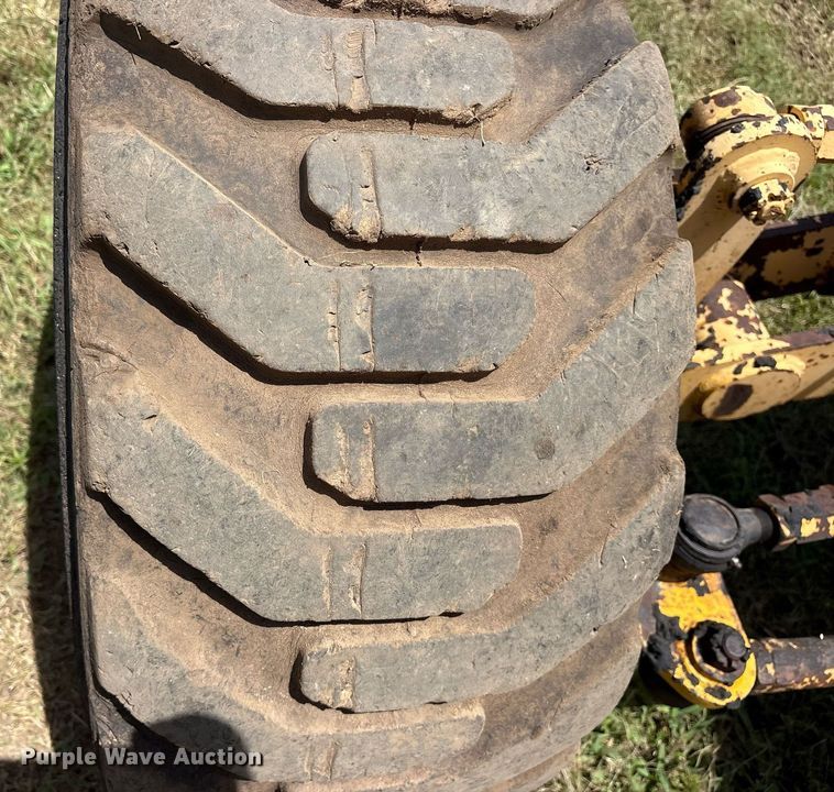 image for item DY0758 2001 Volvo C80A27 motor grader