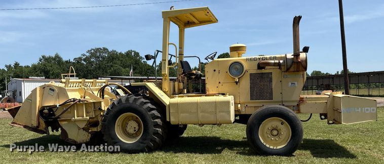 image for item DY0759 Bomag MPH100R soil stabilizer / recycler