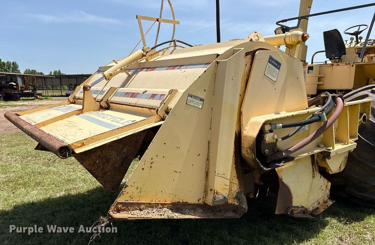 image for item DY0759 Bomag MPH100R soil stabilizer / recycler