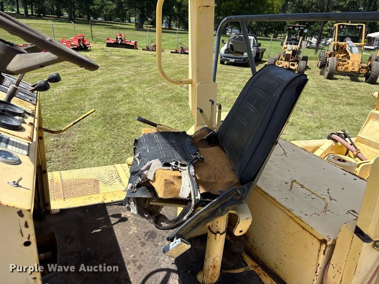 image for item DY0759 Bomag MPH100R soil stabilizer / recycler