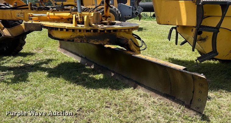 image for item DY0760 2006 Volvo G940 motor grader