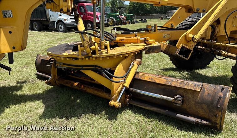 image for item DY0760 2006 Volvo G940 motor grader