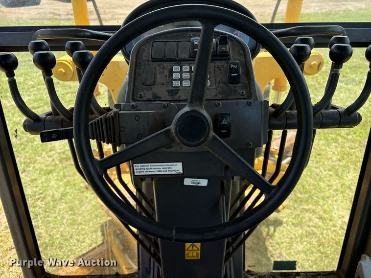 image for item DY0760 2006 Volvo G940 motor grader