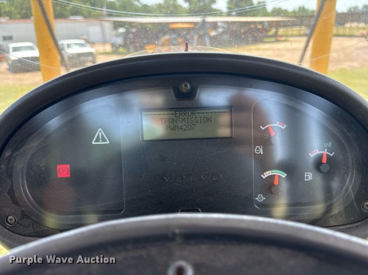 image for item DY0760 2006 Volvo G940 motor grader