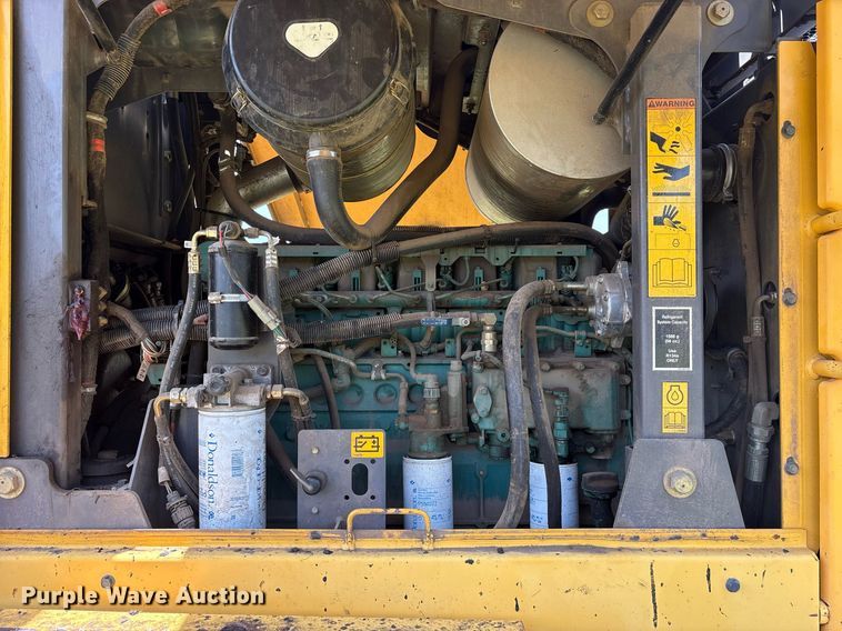 image for item DY0760 2006 Volvo G940 motor grader