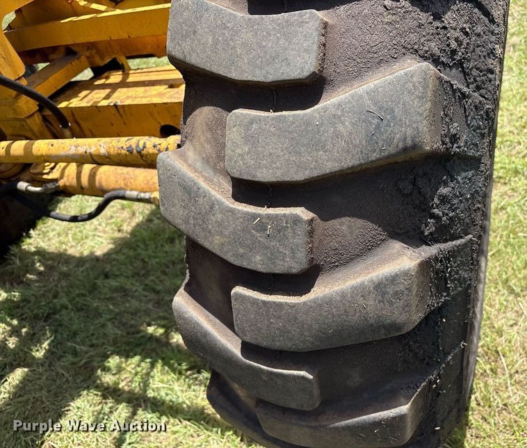 image for item DY0760 2006 Volvo G940 motor grader