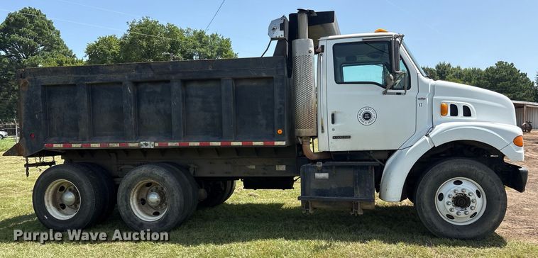 image for item DY0761 2002 Sterling L-Line dump truck