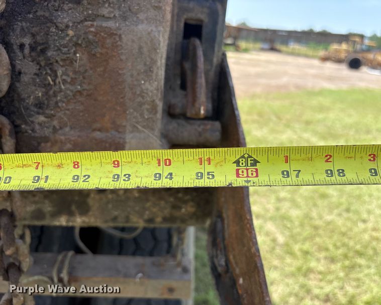 image for item DY0761 2002 Sterling L-Line dump truck