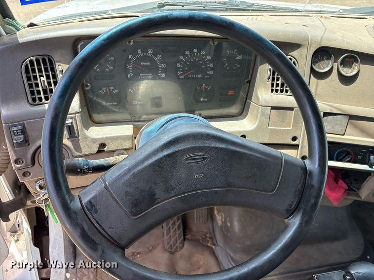 image for item DY0761 2002 Sterling L-Line dump truck