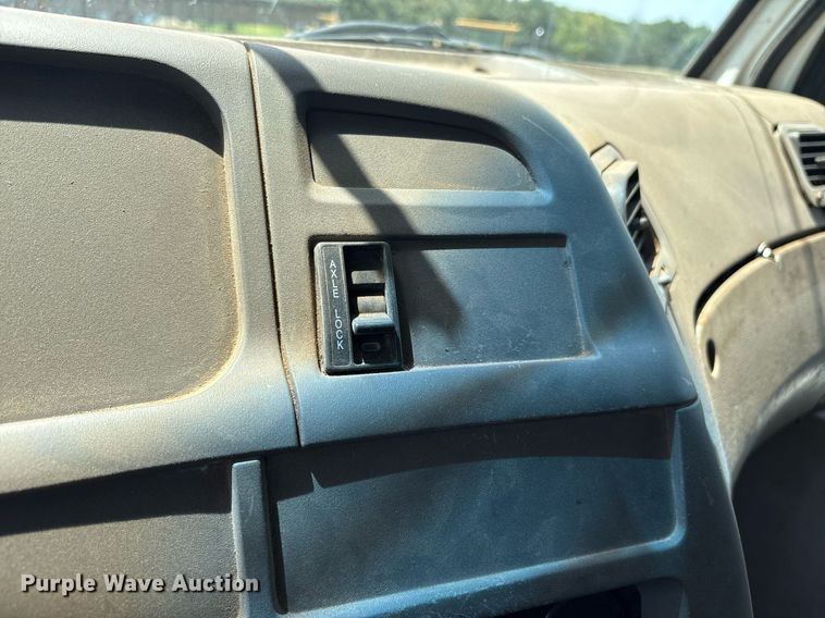 image for item DY0761 2002 Sterling L-Line dump truck