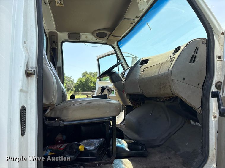 image for item DY0761 2002 Sterling L-Line dump truck