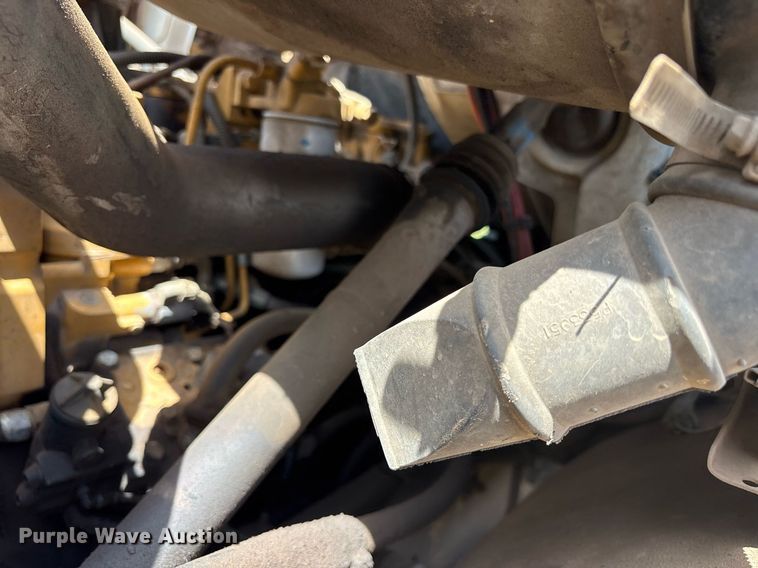 image for item DY0761 2002 Sterling L-Line dump truck