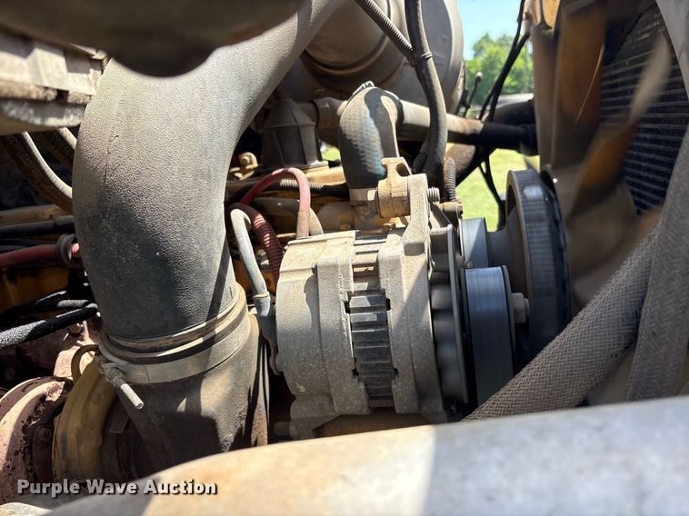 image for item DY0761 2002 Sterling L-Line dump truck