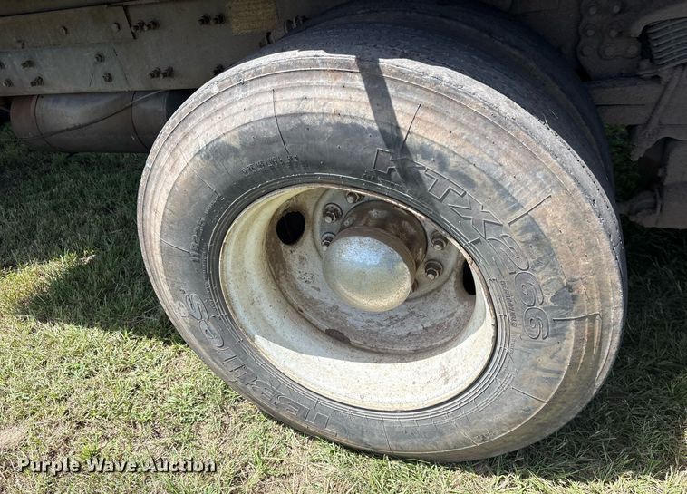 image for item DY0761 2002 Sterling L-Line dump truck