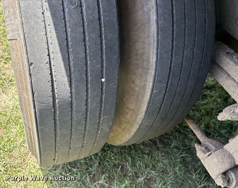 image for item DY0761 2002 Sterling L-Line dump truck