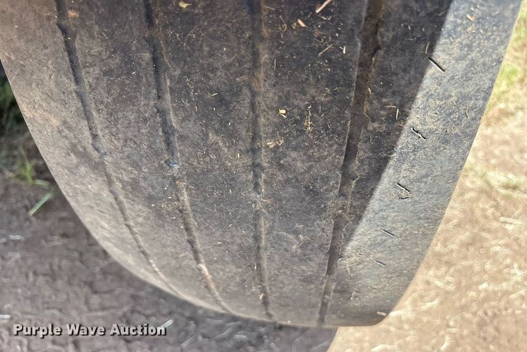 image for item DY0761 2002 Sterling L-Line dump truck