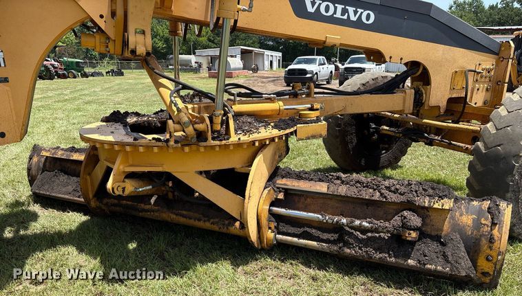 image for item DY0762 2012 Volvo G930B motor grader