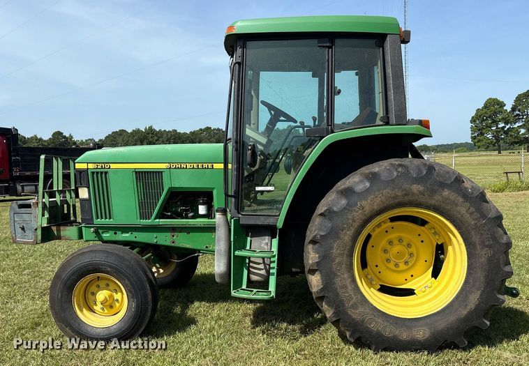 image for item DY0763 1999 John Deere 6210 tractor