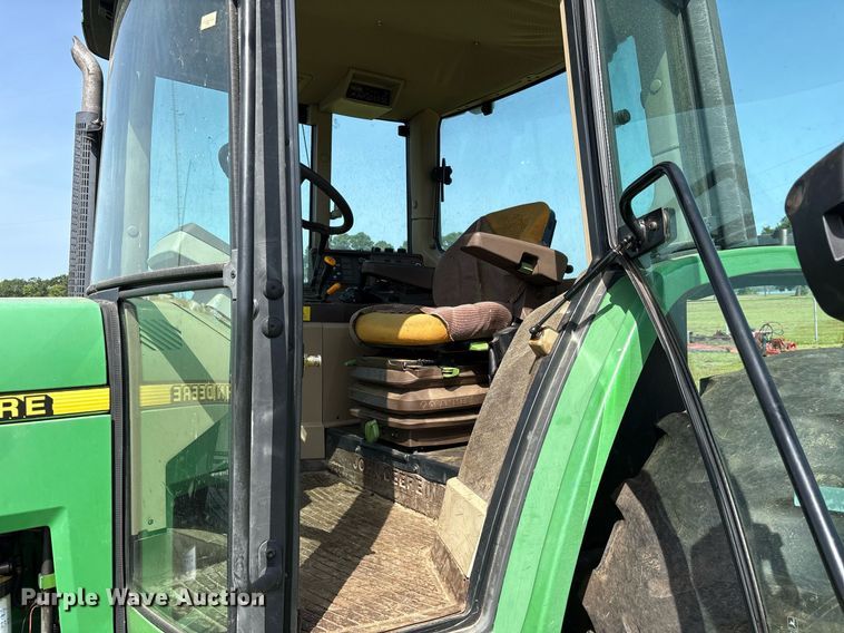 image for item DY0763 1999 John Deere 6210 tractor