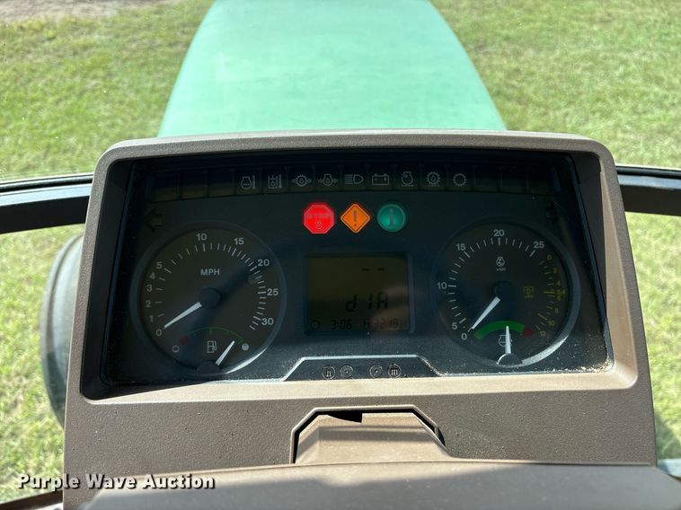 image for item DY0763 1999 John Deere 6210 tractor