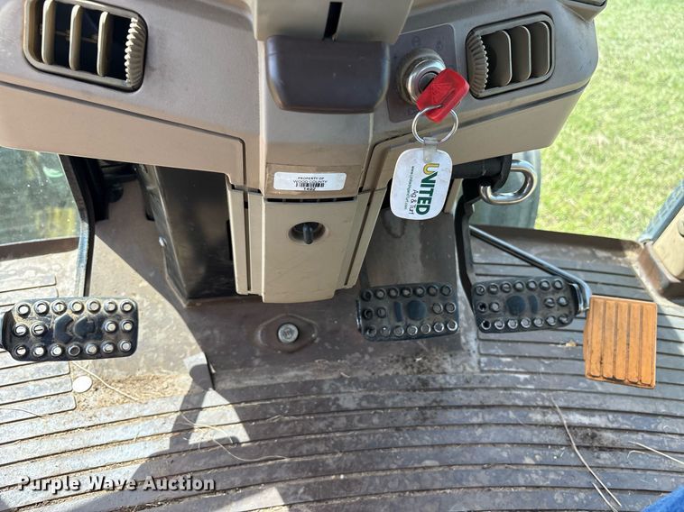 image for item DY0763 1999 John Deere 6210 tractor