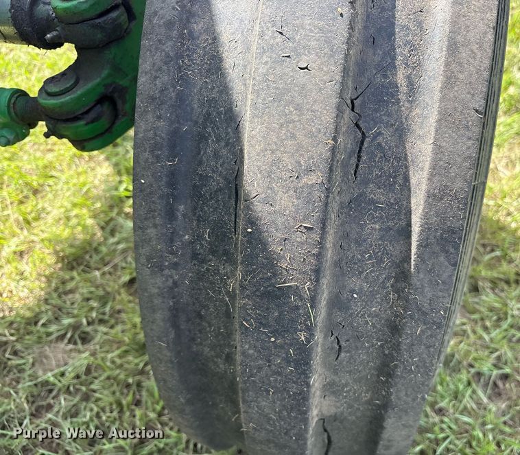 image for item DY0763 1999 John Deere 6210 tractor