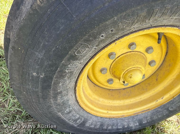 image for item DY0763 1999 John Deere 6210 tractor