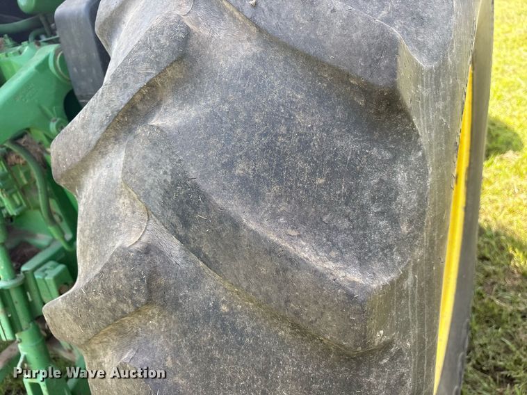 image for item DY0763 1999 John Deere 6210 tractor