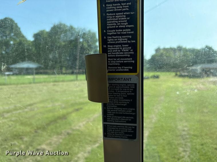 image for item DY0765 2001 John Deere 7510 MFWD tractor