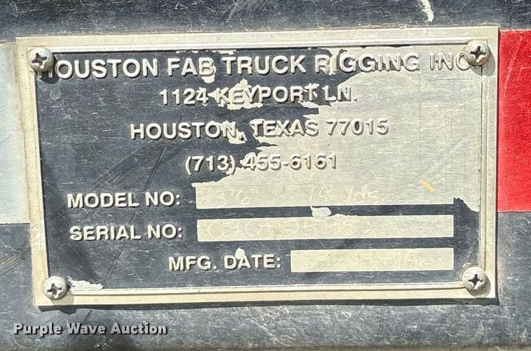 image for item DY0766 2013 Freightliner Cascadia dump truck