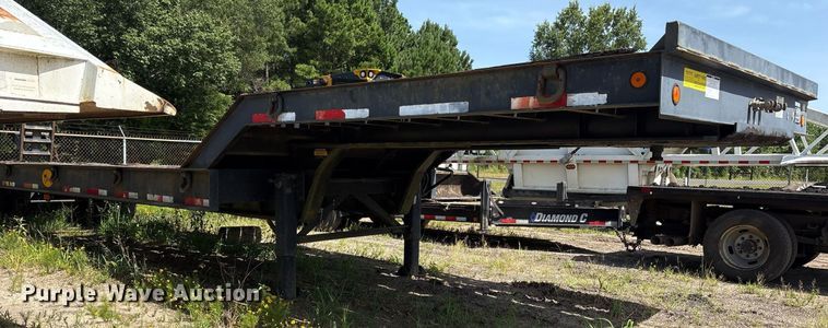 image for item DY0770 2005 Viking VFD46R16F35T drop deck equipment trailer