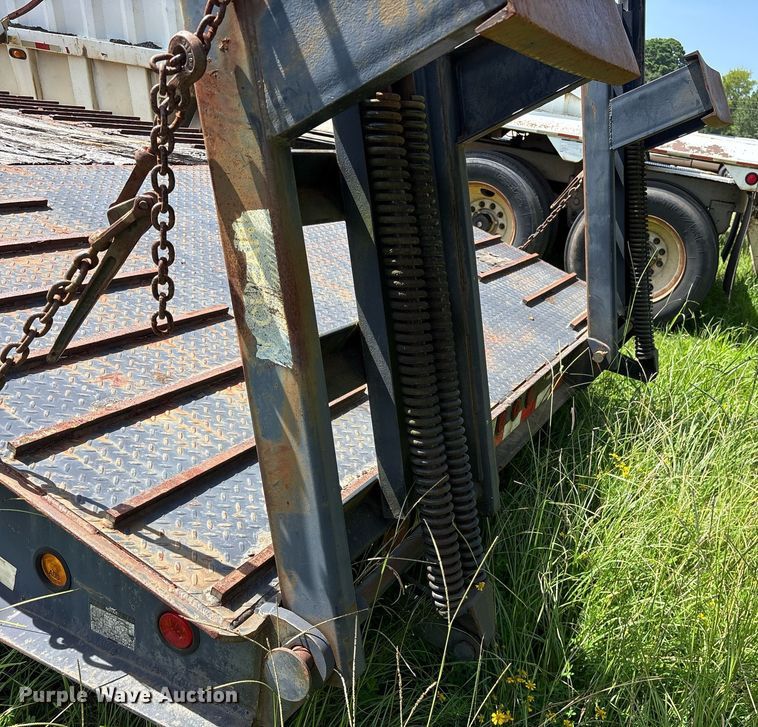 image for item DY0770 2005 Viking VFD46R16F35T drop deck equipment trailer