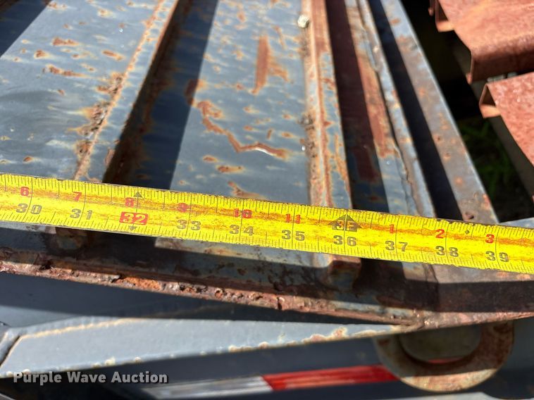 image for item DY0770 2005 Viking VFD46R16F35T drop deck equipment trailer